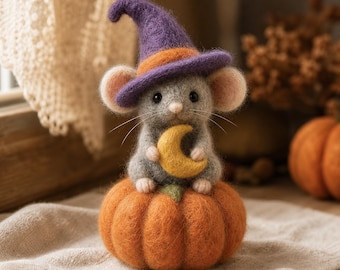 Handmade Wool Felt Mouse with Witch Hat, Pumpkin Ornament, Halloween Decor Gift for Kids