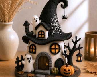 Felt Haunted House Diorama, Cute Halloween Centerpiece, Spooky Witch Table Decor