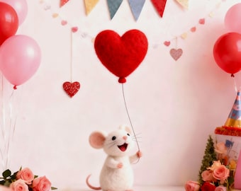Handmade Wool Felt Valentine Mouse, Valentines Gift for Her, Couple Gift, Office Desk Decor