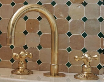 Unlacquered Brass 3-Hole Bathroom Faucet: Vintage Style Solid Brass Deck Mount