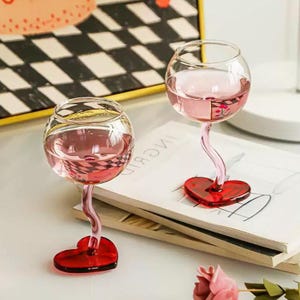 Creative wine glasses | romantic love glass wine glasses | stemware | wine glasses | wedding wine glasses | cocktail party wine glasses