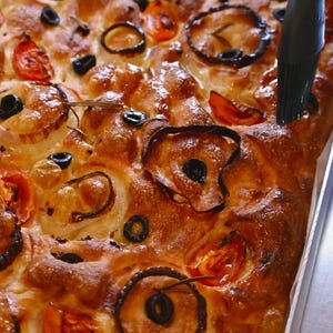 Recetas de pan artesanal: masa madre, blanco, integral, centeno, focaccia (descarga digital)