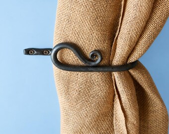 Hand Forged Curtain Tie Backs – Blacksmith Scroll Design, Wrought Iron Drapery Holdbacks, Rustic Farmhouse Curtain Hooks,