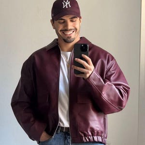 Men’s Burgundy Faux Leather Bomber Jacket – Vintage-Inspired Oversized Fit | Stylish Fall/Winter Outerwear