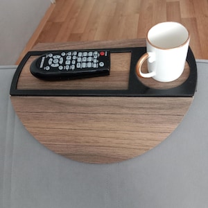 Mesa auxiliar moderna de madera para el brazo del sofá, portavasos para sofá