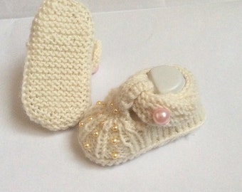 PDF Pearly Princess Baby Shoes Knitting Pattern