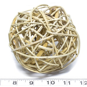 Jumbo Vine Balls: Parrot Foraging Toys - 4 Pack