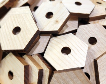 Natural Pine Hexagons - 25 Pack - Talon Toy for Parrots, Bird Toy Parts