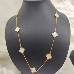 Clover Necklace in Sterling Silver with Mother of Pearl – Lucky Charm Gold Plated Dainty Pendant, Minimalist Layering Jewelry, Gift for Her