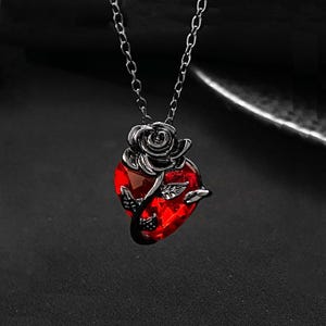 Collar de plata de ley 925 / Colgante de corazón de rosa de cristal / Joyería de rodio negro