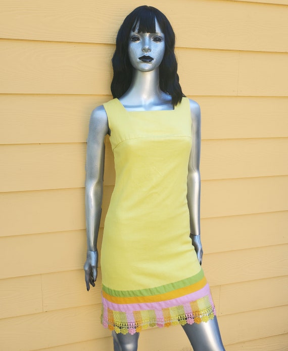 chinese dress ladies Yellow Lace Square Neck A-Line Midi Dress