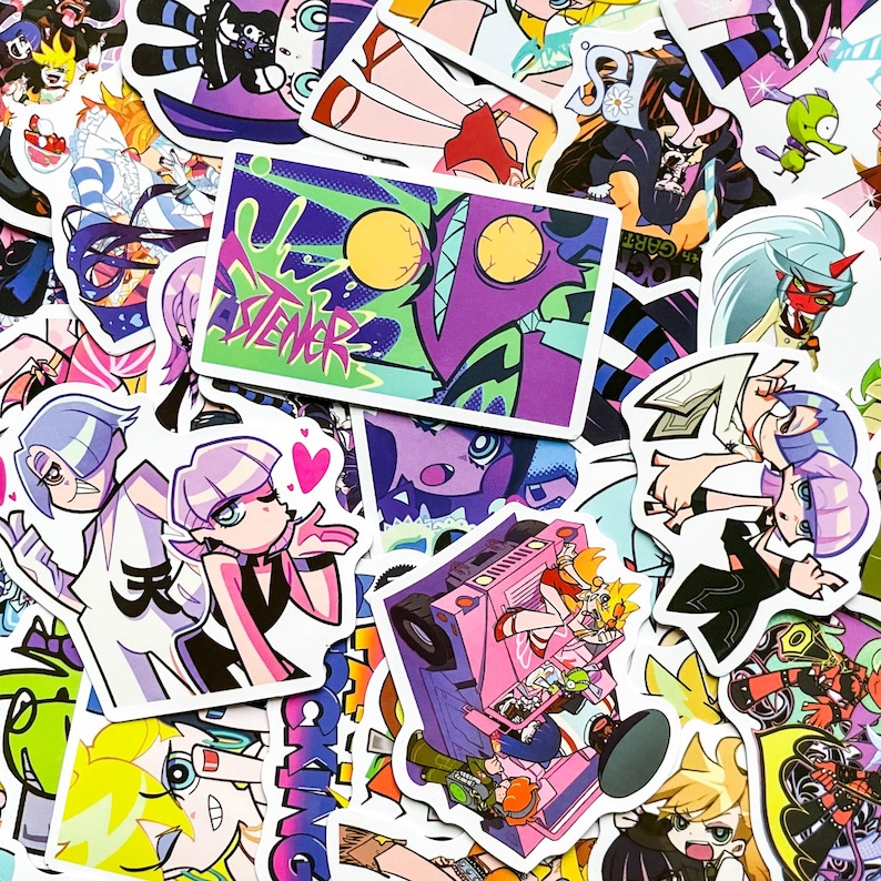 Puede incluir: Una colecci&oacute;n de pegatinas de estilo anime coloridas. Las pegatinas presentan varios personajes y dise&ntilde;os en colores vibrantes, incluyendo rosa, morado, verde y azul. Algunas pegatinas tienen texto, y el tema general es una mezcla de dibujos animados y arte gr&aacute;fico.