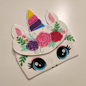 Einhorn Reissverschlusstasche In the hoop, ITH Einhorn kopf mit shabby chic Rosen Krone Beutel ITH Tasche, Reissverschlusstasche Stickmaschine In-The-Hoop