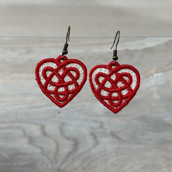 Awesome Celtic Knot Heart earrings charm pendant FSL freestanding lace machine embroidery designs girl pretty Valentine Heart earrings ITH