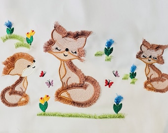Two pretty Foxes light stitch fringed animal SET of 2 types little fuzzy fluffy Fox fringe in the hoop ITH machine embroidery designs