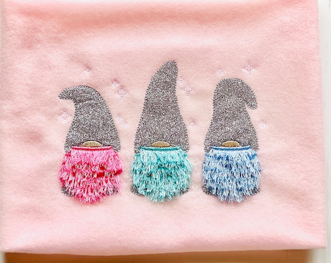 Triple trio gnomes three gnomes in a row glitter chenille Fringed beard fluffy chenille machine embroidery designs Merry Christmas Gnome