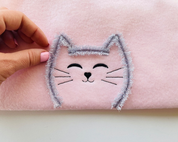 Peeking Fringe Kitten fringed cat fur machine embroidery designs kitty baby kids Fringe chenille little cat in the hoop design