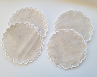 Scalloped Napkin Coaster Doily 2 types round shape in assorted sizes ITH in the hoop easily machine embroidery designs Set of 2 festoon edge