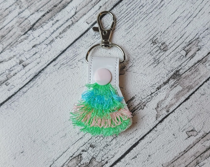 Fringed mini Christmas tree key fob snap tab ITH in the hoop machine embroidery designs for hoop 4x4 kids fluffy playful keychain gift idea