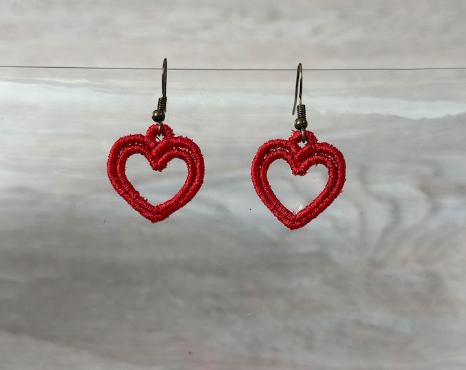 Cute Valentine Heart earrings charm pendant FSL freestanding lace machine embroidery designs kids girl pretty Heart earrings in the hoop