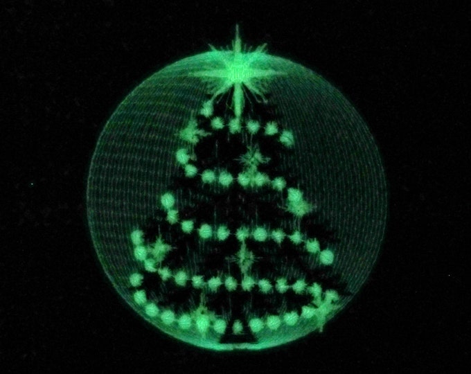 Christmas tree / Glow in the dark special designed machine embroidery / sizes 4x4 and 5x7 / file