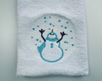 Embossed Terry Towel Snowman circle design machine embroidery designs for hoop 4x4 and 5x7 Merry Christmas gift idea winter holidays