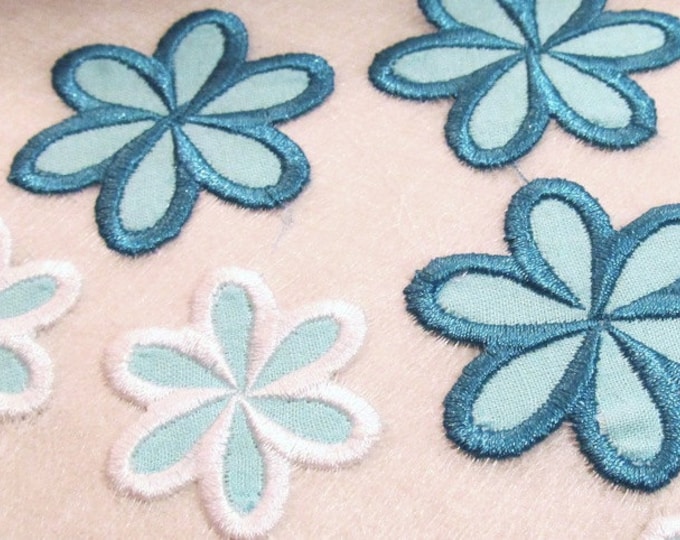 Daisy flower Applique designs in small size from 1.3 up to 2 inches machine embroidery designs simple Flower applique in multiple sizes