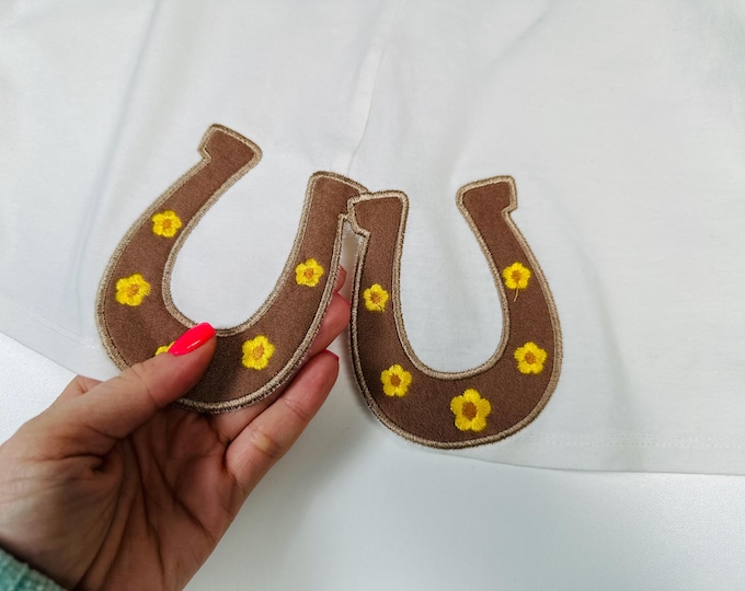 Floral Horseshoe side bow split seam Farm Horse stable Applique machine embroidery designs kids girls outfit t-shirt sweatshirt embroidery