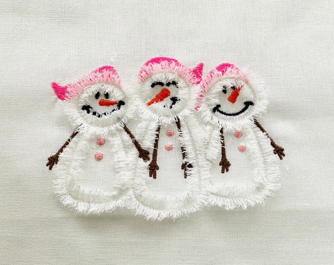 Little Cute Snowmen Three Snowman in a row machine embroidery designs Fringe in the hoop fringed fluffy chenille Christmas Santa helper Trio