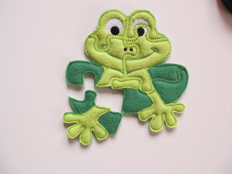 Frog Puzzle ITH in the hoop game machine embroidery applique designs 5x7 INSTANT DOWNLOAD image 2