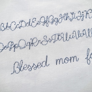 Fuente de escritura a mano, letras del alfabeto en miniatura, puntada de contorno de línea, diseño de bordado a máquina, signos de puntuación en mayúsculas y minúsculas, fuente BX