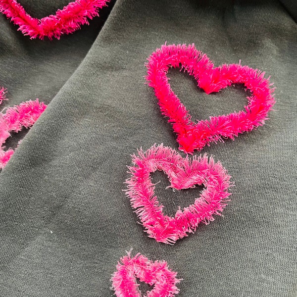Fluffy Valentine heart chenille awesome hearts Fringed fluffy Heart fringe ITH in the hoop machine embroidery designs sizes 1.3 up to 3"