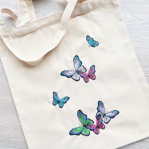 Realistic small Butterflies 4 types machine embroidery designs in assorted sizes beautiful summer awesome girl girly colorful butterfly