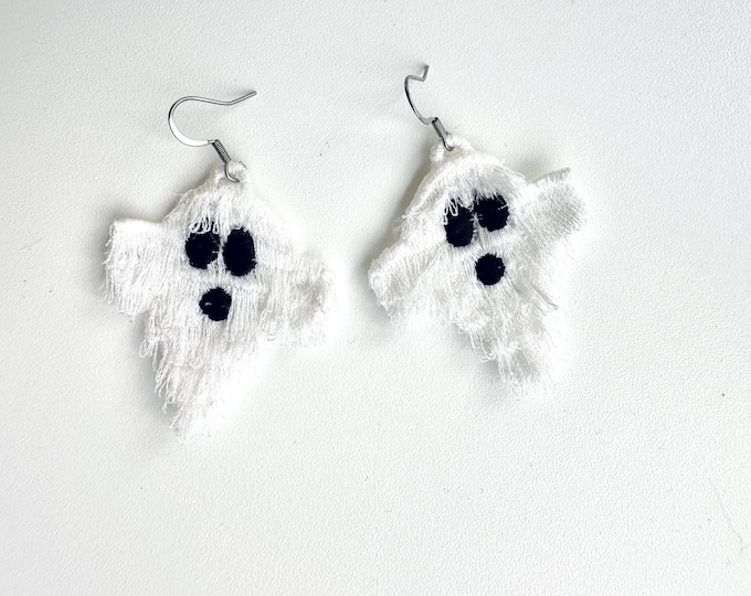 Halloween Spooky Ghost fringed fluffy ghost girls pretty earrings charm in the hoop FSL freestanding lace machine embroidery designs ITH