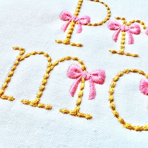 Efeito de ponto de mão Bow FONT desenhos de bordado à máquina tamanhos pequenos 1 a 3 polegadas ponto feijão monograma bloco fonte alfabeto letras números BX