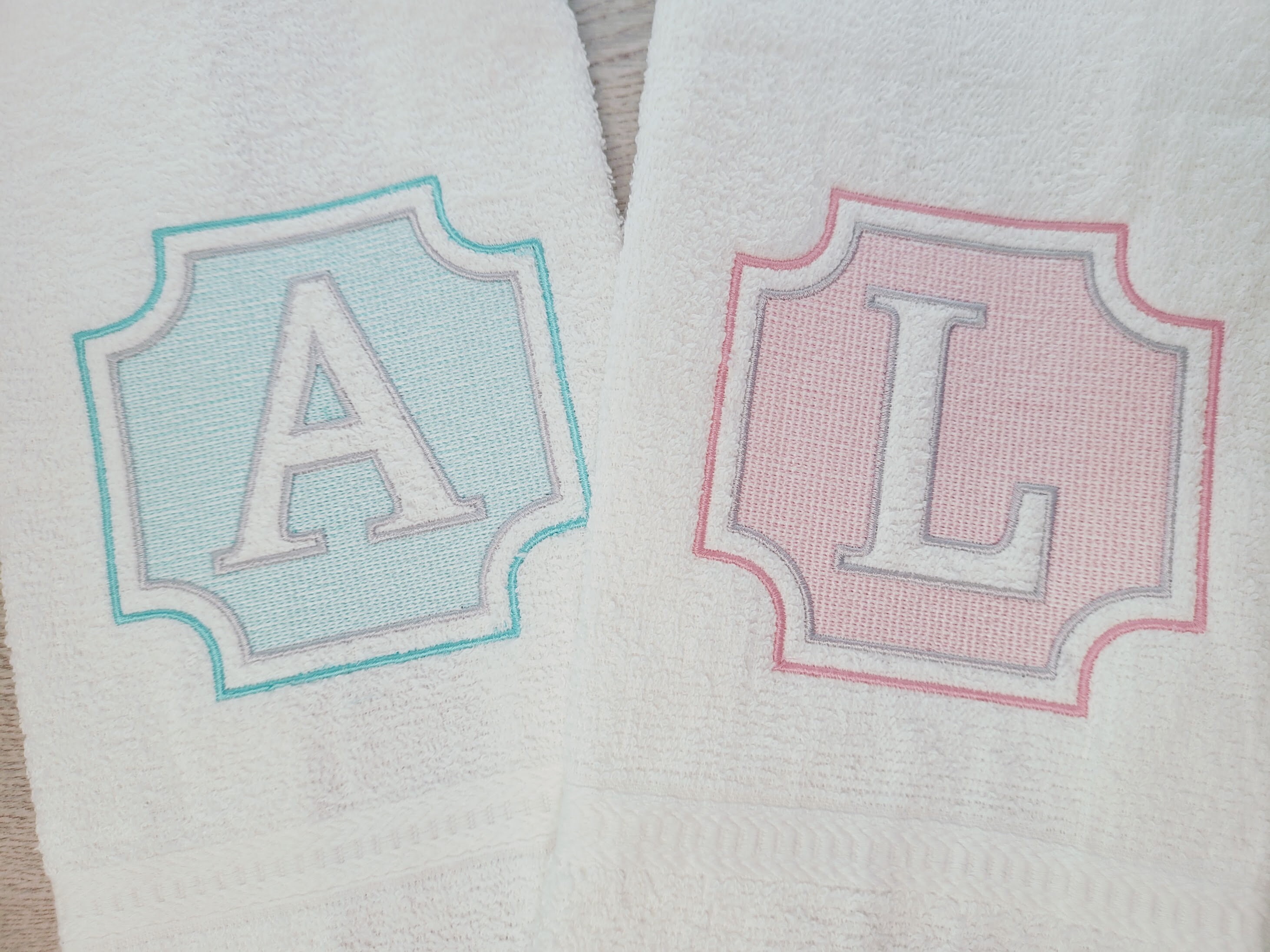 Terry Towel, Size : 20x10, 30x15, 40x20, Technics : Embroidery