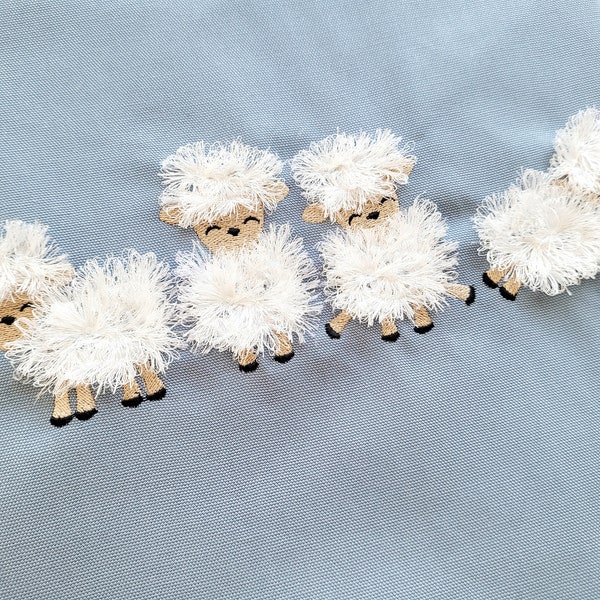 Petits motifs de broderie machine mignons petits moutons duveteux en chenille à franges, 2, 2,5, 3 et 3,5 pouces, superbe frange en fourrure de mouton, lot de 4