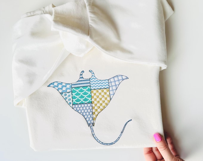 Patchwork Ray patterned sea life ocean animal Skate fish outline machine embroidery designs sizes 4 up to 8 inches boys beach t-shirt design