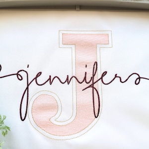 Letras del alfabeto en tamaños pequeños, diseños de bordado a máquina, letras manuscritas, caligrafía, firma, FUENTE, swash y tails, caja incluida
