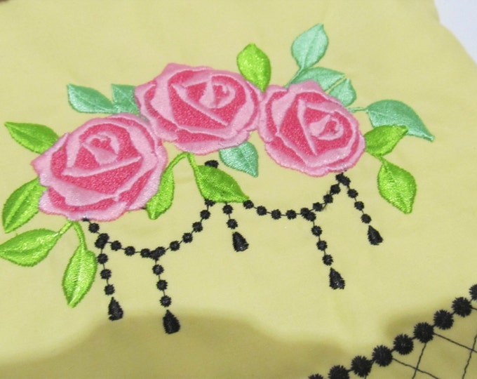 Accent flowers, machine embroidery designs, assorted sizes , beautiful roses, rose embroidery, rose designs