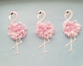 Petits motifs de broderie machine oiseau flamant rose en chenille duveteux à franges dans les tailles 2,5, 3 et 3,5 pouces, superbe flamant rose en fourrure de frange