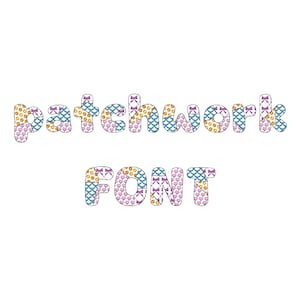 Könnte beinhalten: Patchwork-Schriftart mit den Worten "Patchwork Font" in einer bunten, gemusterten Schrift.