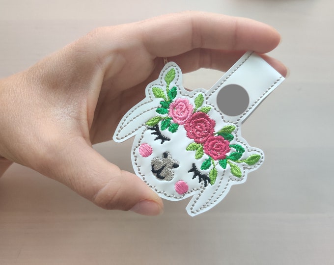 Roses Floral crown llama head, alpaca head with flowers ITH key fob machine embroidery design, snap tab keyfob feltie in the hoop embroidery