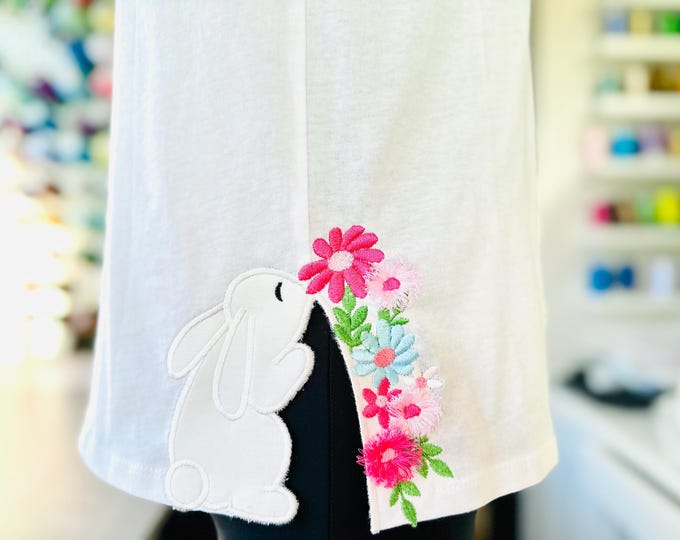 Cute little Easter Bunny with Floral side seam cutout side bow Applique machine embroidery designs animal girls tshirt sweatshirt embroidery