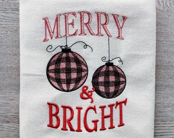 Merry and Bright Merry Christmas gingham old fashioned classic Kitchen dish towel quote machine embroidery designs 4x4, 5x7