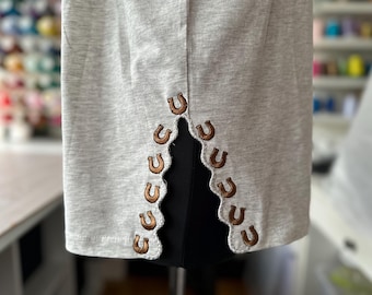 Horseshoe split seam cutout side bow Farm Horse stable machine embroidery designs kids girls Cowboy outfit t-shirt sweatshirt embroidery