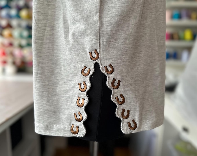 Horseshoe split seam cutout side bow Farm Horse stable machine embroidery designs kids girls Cowboy outfit t-shirt sweatshirt embroidery