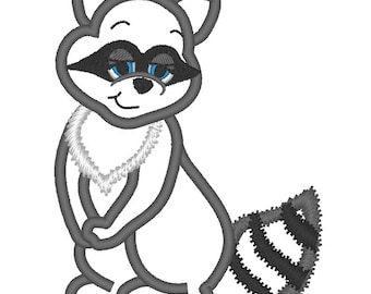 Pretty Raccoon applique, cute raccoon animal machine embroidery applique designs - 4x4, 5x7 - INSTANT DOWNLOAD