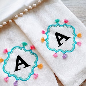 Monogram fringed tassel towel classic circle frame bath kitchen towel pillow or garden flag machine embroidery designs whole alphabet A-Z