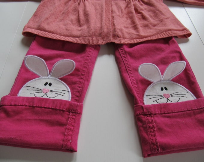 Walking loving bunny awesome kids trousers bottoms decorations - machine embroidery applique designs ITH In the hoop project